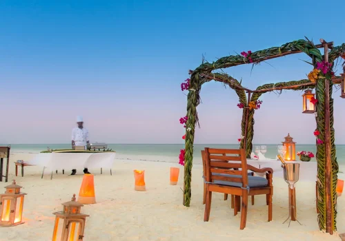 kisiwa-house-beach-dinner copy